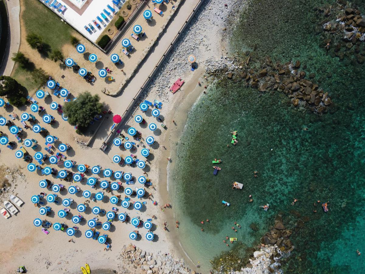 Villaggio Torre Ruffa Robinson Capo Vaticano Exterior photo